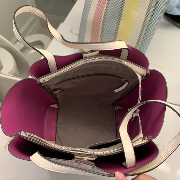 Vince Cammuto Tote Bag - Picture 3 of 9